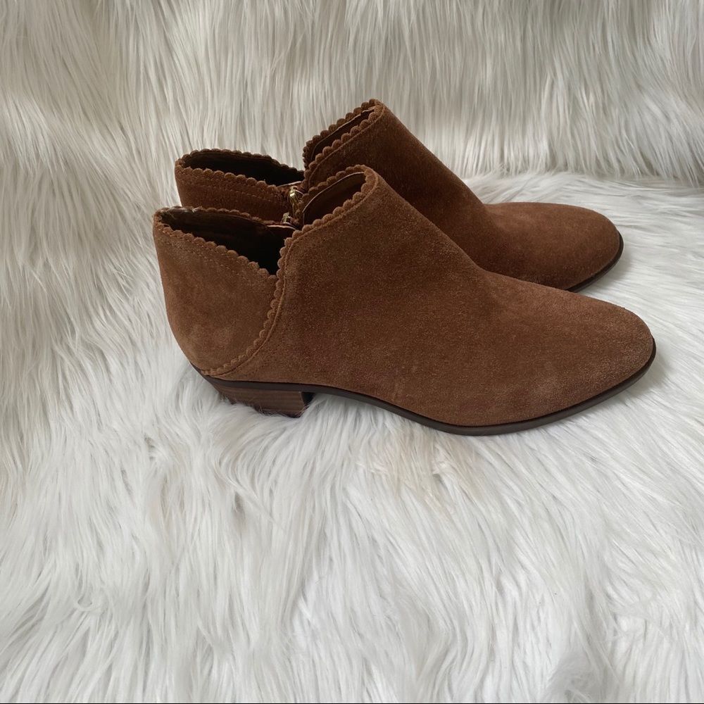 NEW Crown & Ivy Keegan cognac suede booties 10